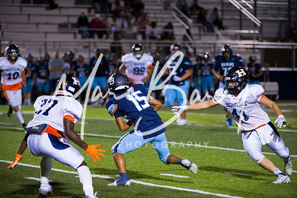 HJVFB-091222-37