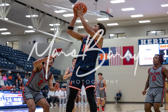 HVBBK-121225-18