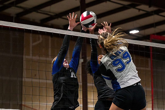 FE161vSpikers-7