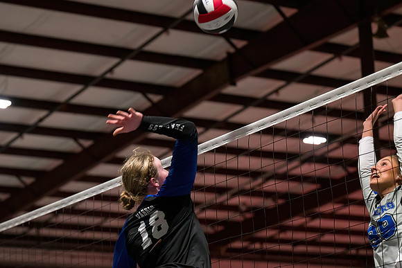FE161vSpikers-26